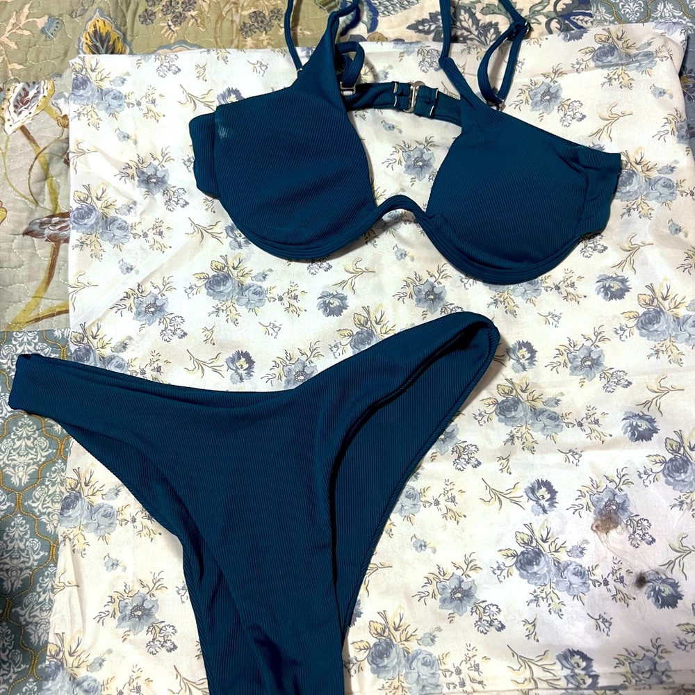 Used Women's Bikini
